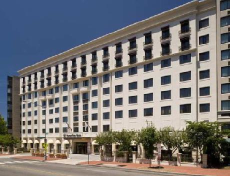 DoubleTree by Hilton Washington DC