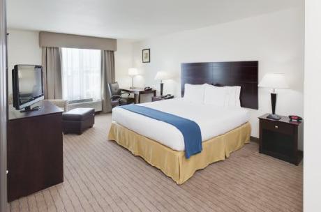 Holiday Inn Express Hotel & Suites OMAHA I - 80