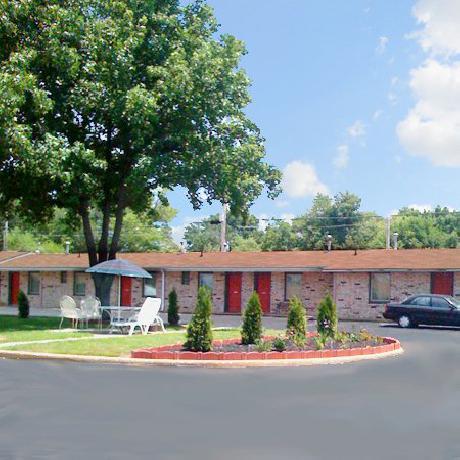 C & H Motel El Dorado Springs