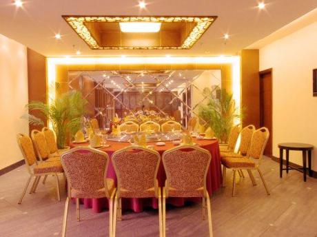 Siamstar Business Hotel