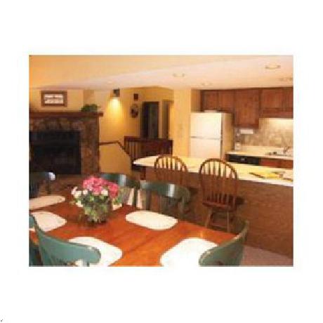 Fairway Forest by EVRentals