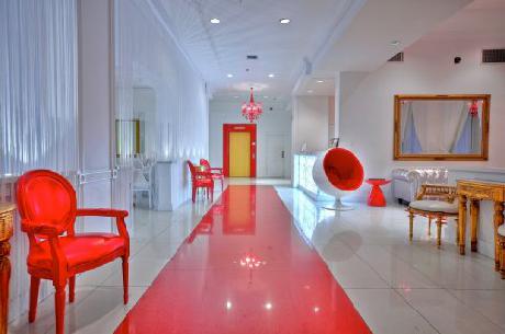 Red South Beach Hotel