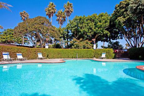 Holiday Inn Express Hotel & Suites VENTURA HARBOR