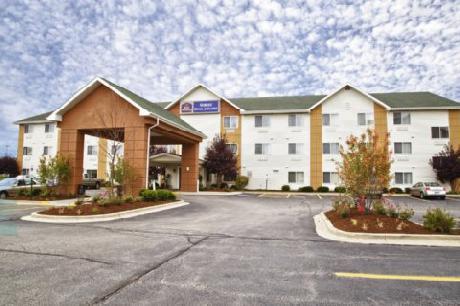 BEST WESTERN Gurnee Hotel & Suites
