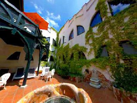 BEST WESTERN Janus Atrium Hotel