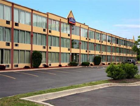 Howard Johnson Addison  OHare Airport