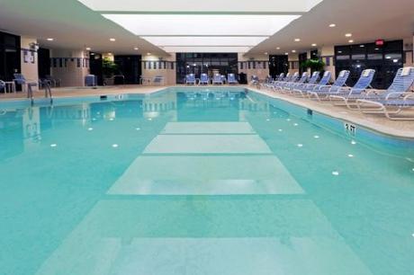 Crowne Plaza DULLES AIRPORT