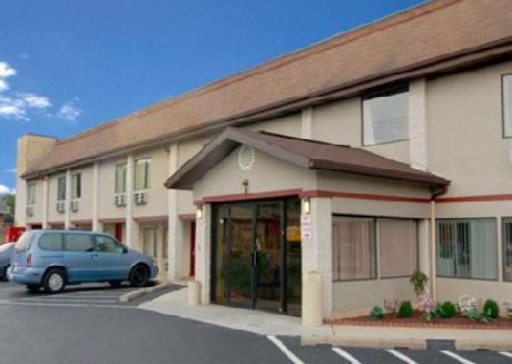 Econo Lodge Pine Grove