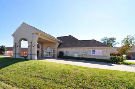 BEST WESTERN La Hacienda Inn