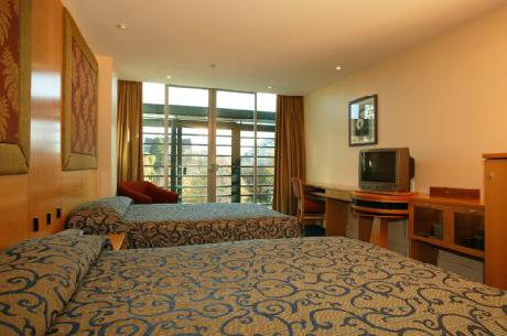 Copthorne Hotel Central