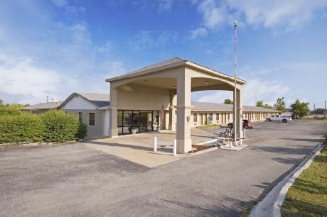 Americas Best Value Inn & Suites - Savanna/McAlester