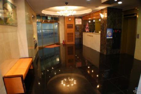 HOTEL AMOUR AND SYMPHONY