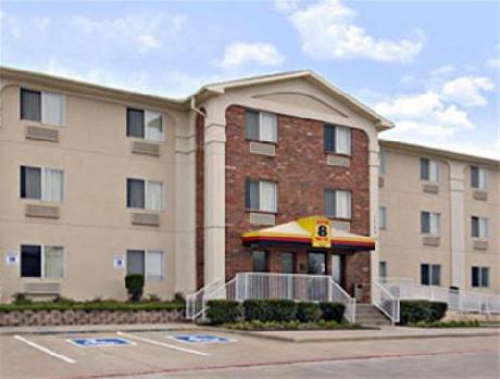 Super 8 Plano/Dallas Area