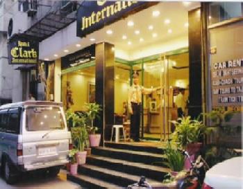 Hotel Clark International