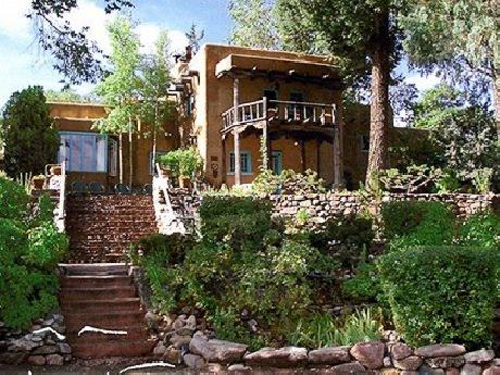 Inn of the Turquoise Bear