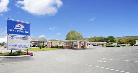 Americas Best Value Inn/Niantic