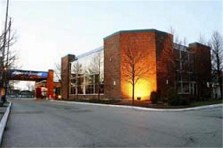 Howard Johnson Inn And Suites Toronto East