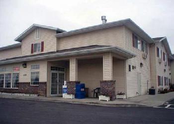 Rodeway Inn & Suites