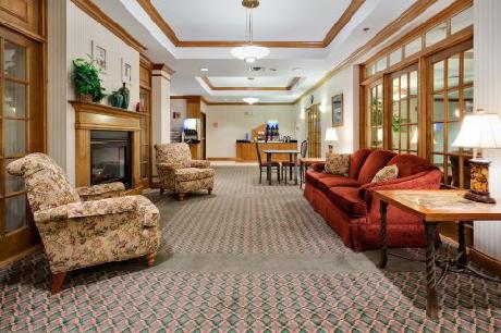 Holiday Inn Express Hotel & Suites FINDLEY LAKE (I-86 EXIT 4)