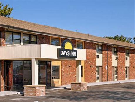 Days Inn Iselin - Woodbridge