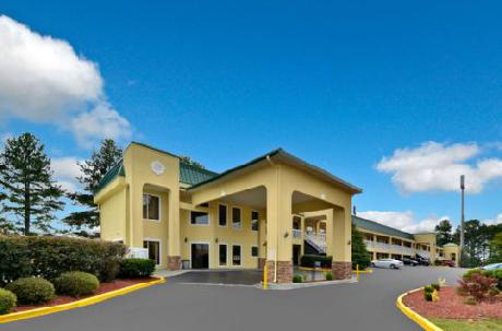BEST WESTERN Fairwinds Inn