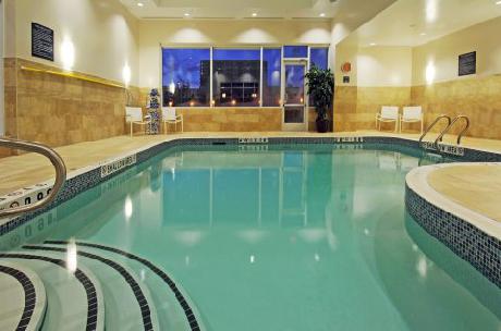 Holiday Inn Express Hotel & Suites TORONTO - MARKHAM