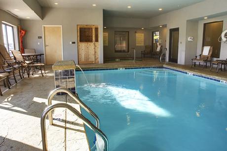 BEST WESTERN PLUS Atrea Airport Inn & Suites