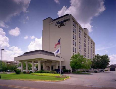 Hampton Inn I10  College Drive