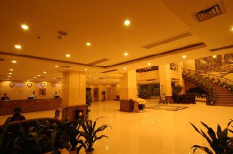 Wu Long Business Hotel