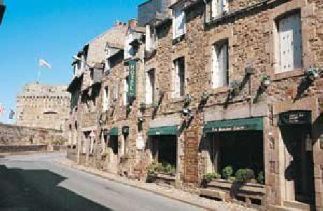 INTER-HOTEL LES GRANDES TOURS