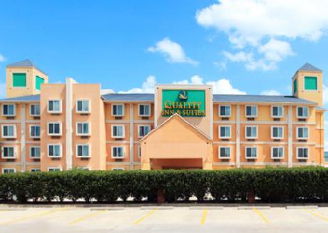 Quality Inn & Suites West Chase