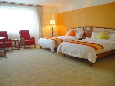 Triumph Holiday Hotel