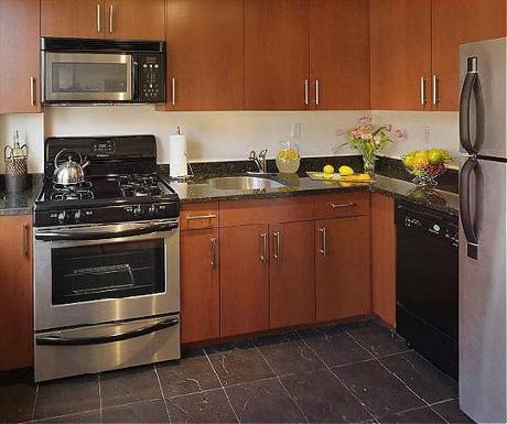 Oakwood at Glenmuir Apartments