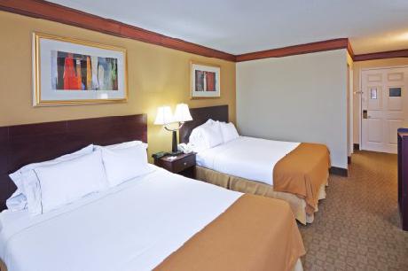 Holiday Inn Express TAHLEQUAH