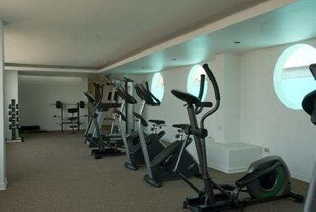 WINDSOR PALACE APARTMENT