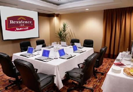 Residence Inn Toronto Downtown/Entertainment District