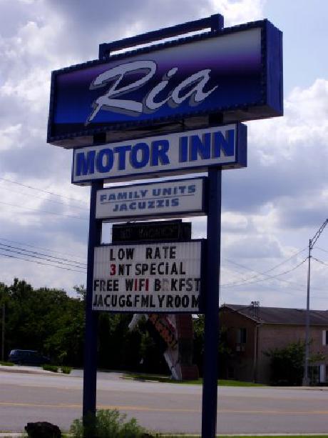 Ria Motor Inn