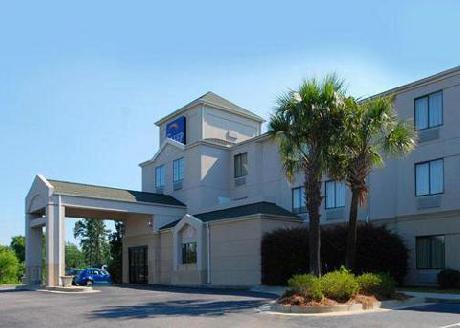 Sleep Inn & Suites