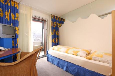 Stella Swiss Q Hotel