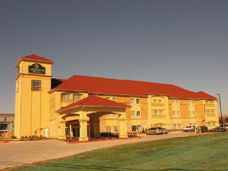 La Quinta Inn & Suites Garland Harbor Point