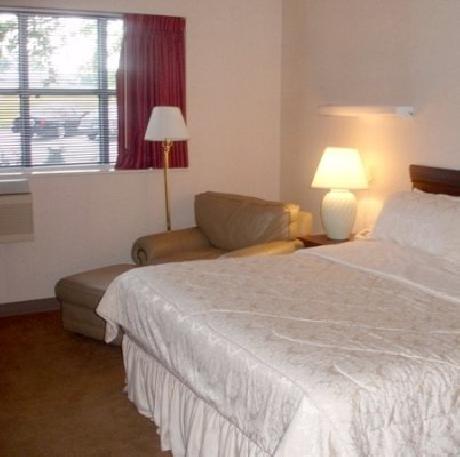 Dudley Inn and Conference Cent