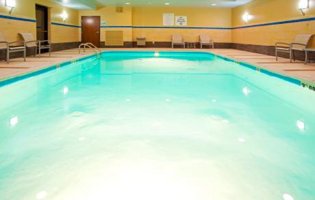 Holiday Inn Express Hotel & Suites COLUMBIA EAST - ELKRIDGE