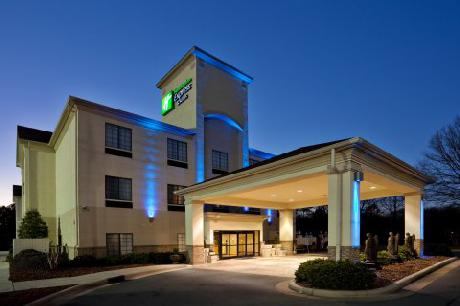 Holiday Inn Express Hotel & Suites ALBEMARLE