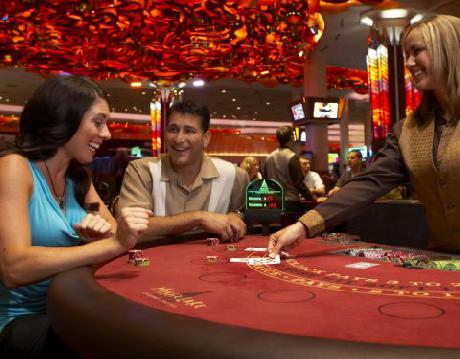 Mystic Lake Casino Hotel