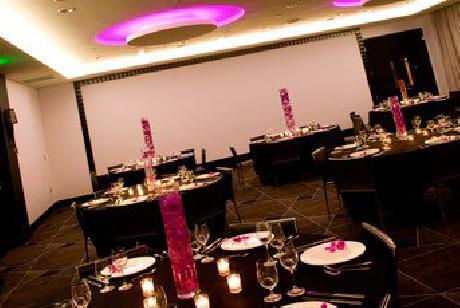 W Minneapolis - The Foshay