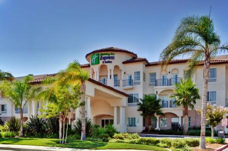 Holiday Inn Express Hotel & Suites CORONA