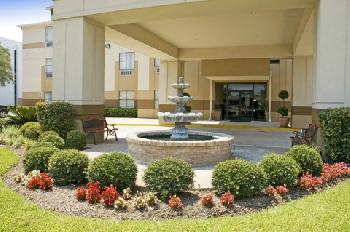 BEST WESTERN Fountainview Inn & Suites Near Galleria