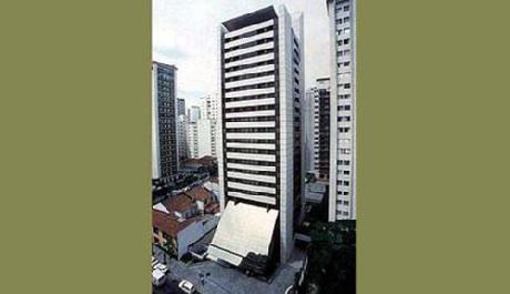 Golden Tulip Park Plaza