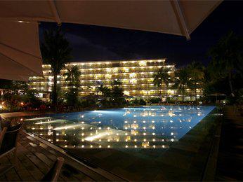 Sofitel Tahiti Maeva Beach Resort