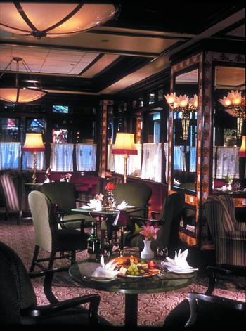 Delta CentreVille on University, Montreal